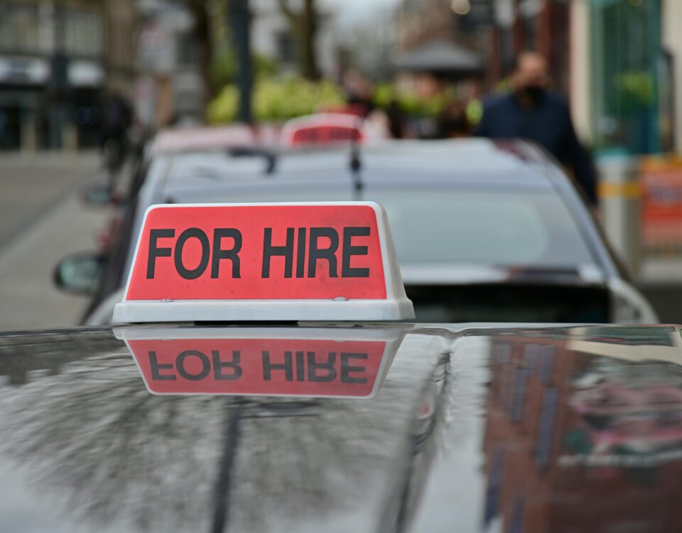 For Hire. Image from Pexels by Watford London Media